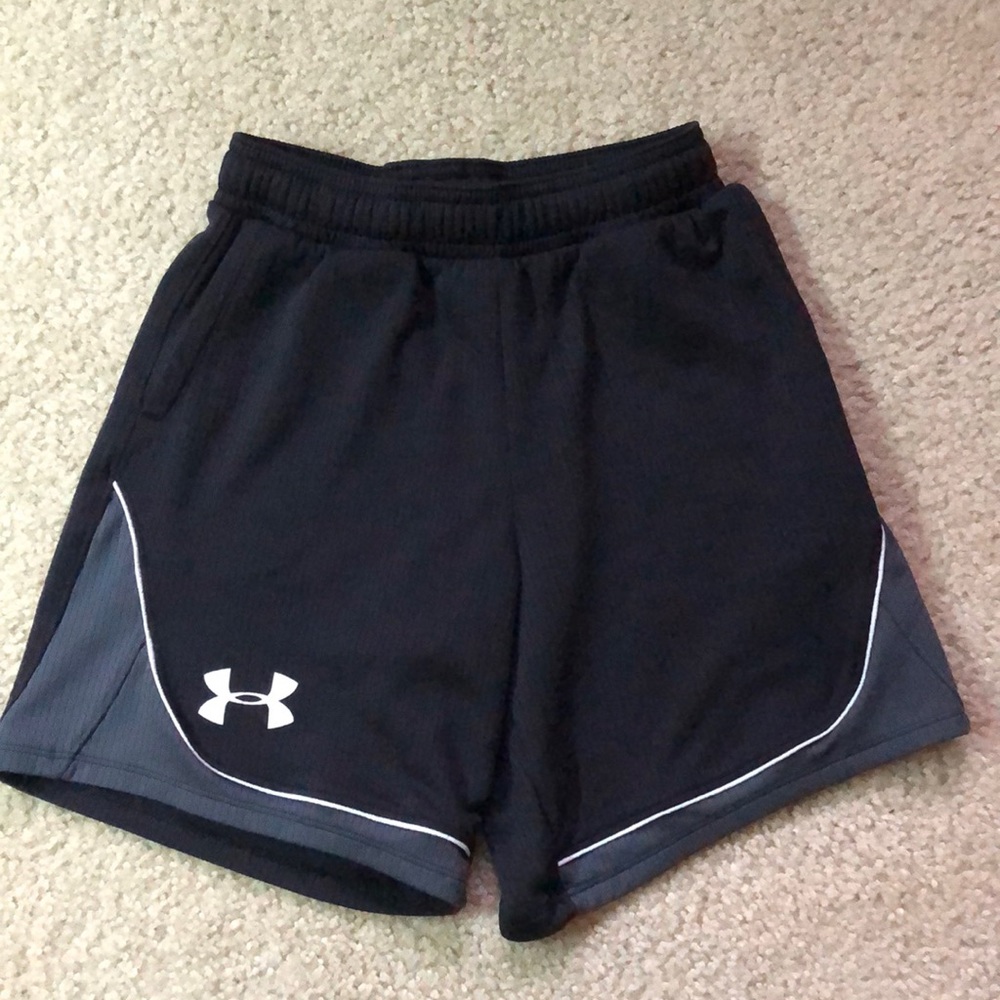 Under Armour basketball 🏀 active shorts